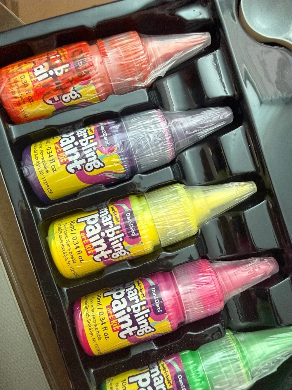 Swirl + Twirl Marbling Paint Art Kit